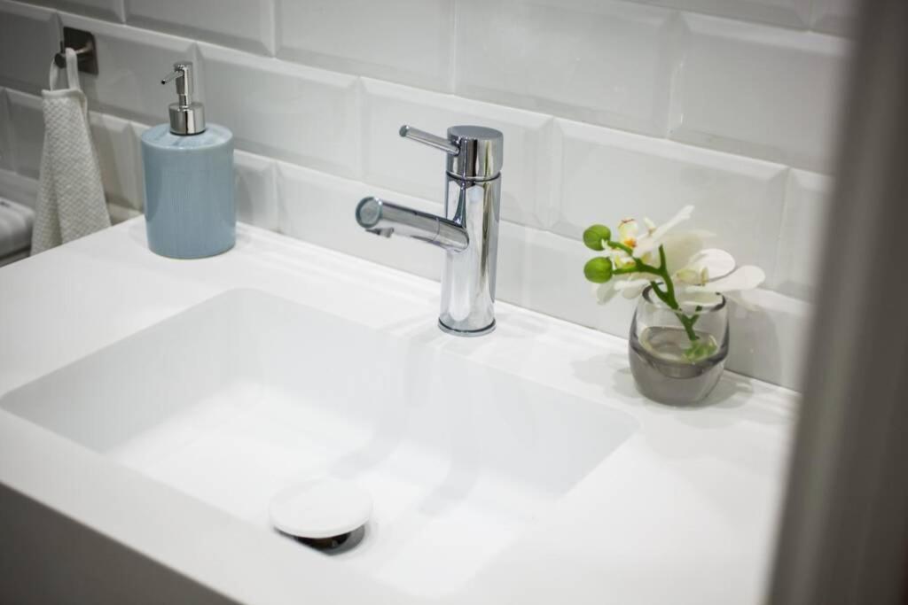 Bonito Apartamento, Nuevo Y En El Casco Viejo!!! Apartment Bilbao Ngoại thất bức ảnh